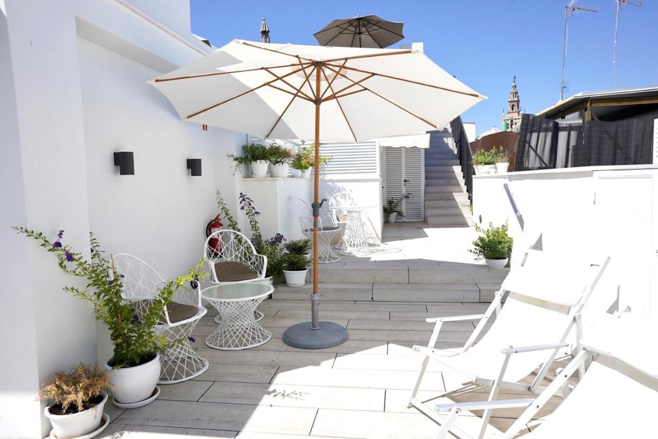 Hotel Amadeus Sevilla Sevilha Exterior foto