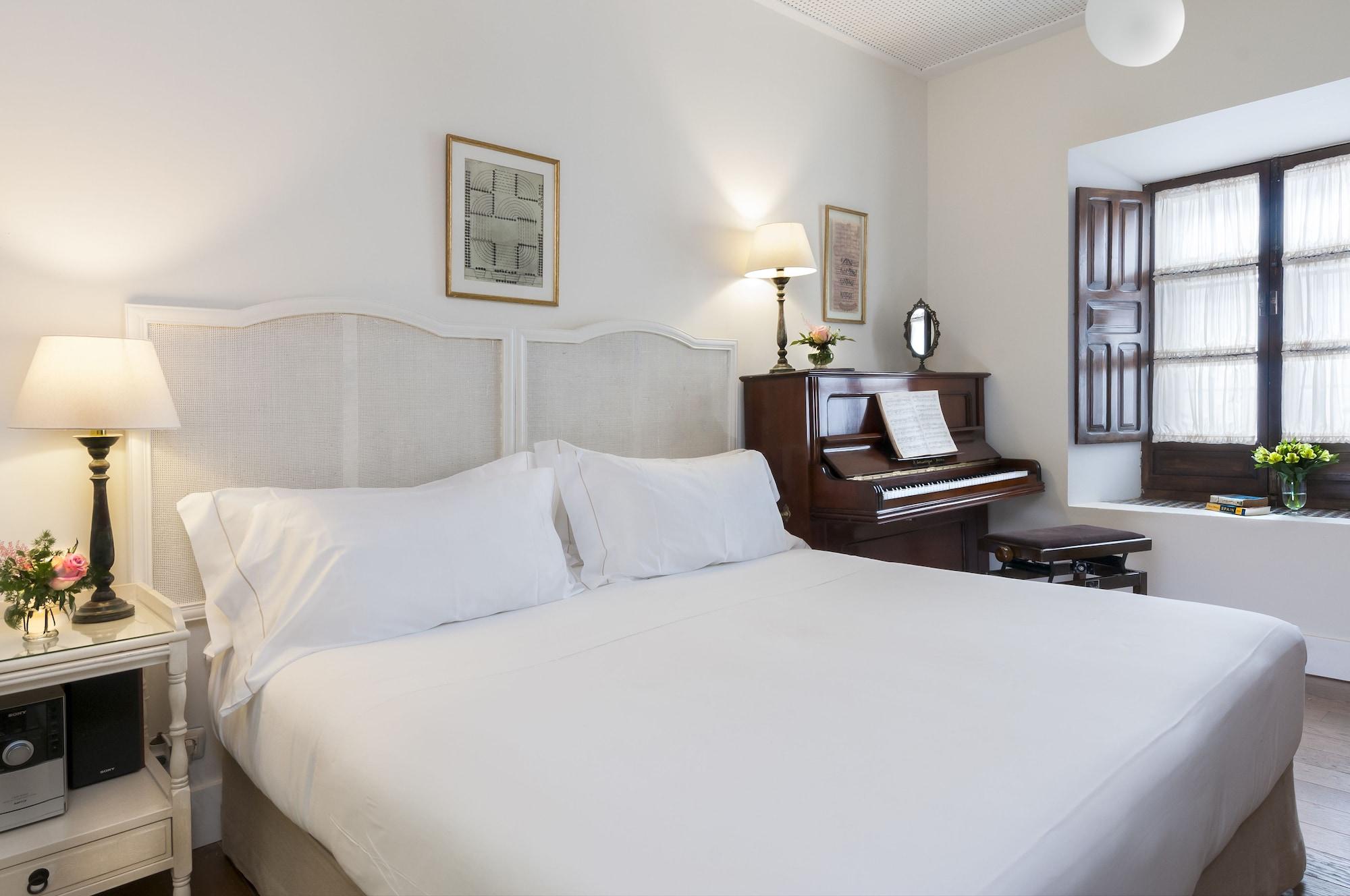 Hotel Amadeus Sevilla Sevilha Exterior foto
